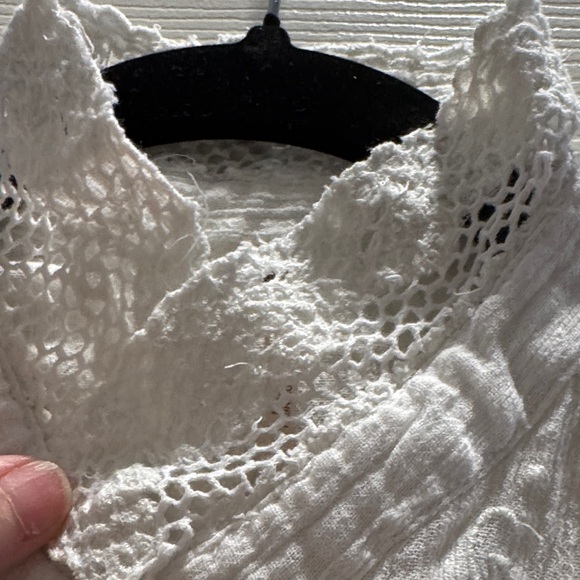 Free People White Textured Button Down Shirt size xs GUC - Picture 5 of 9